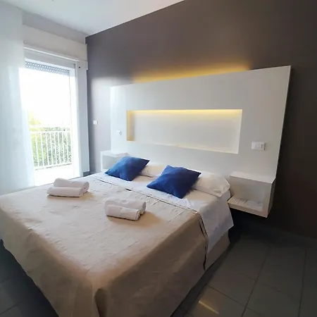 Hotel Desire' 3*