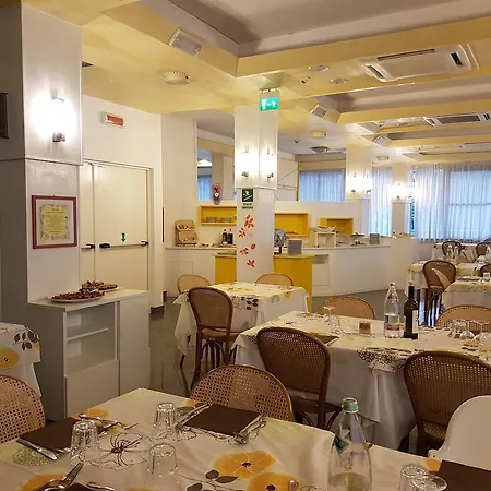 渴望酒店 3*