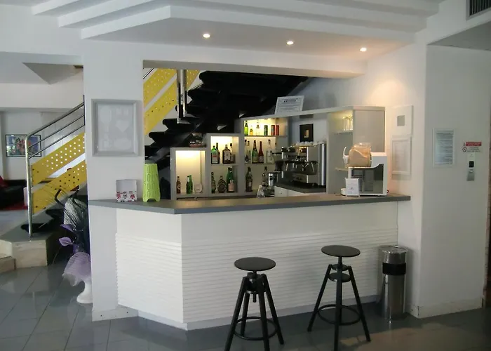Hotell Desire' 3*